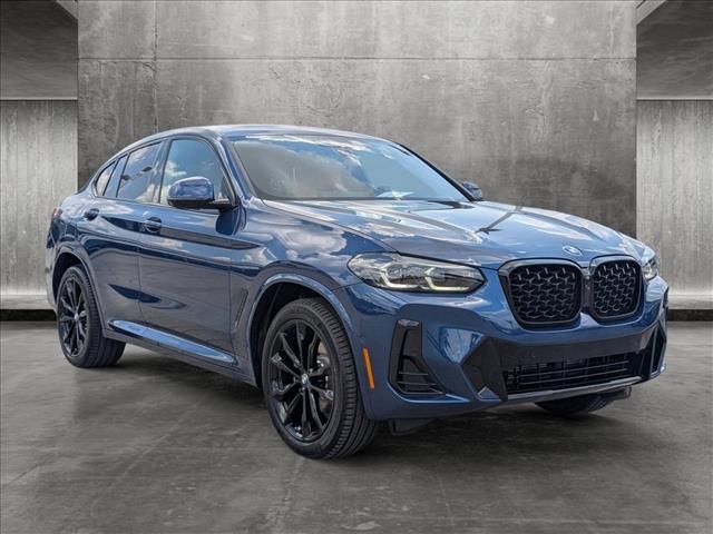 2024 BMW X4 xDrive30i