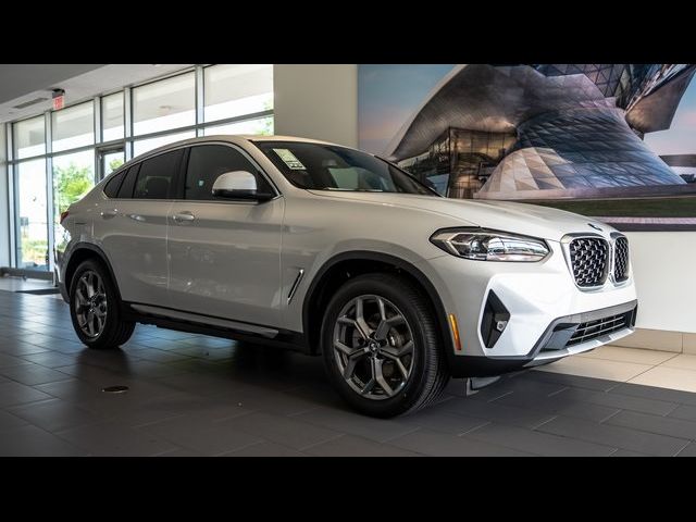 2024 BMW X4 xDrive30i