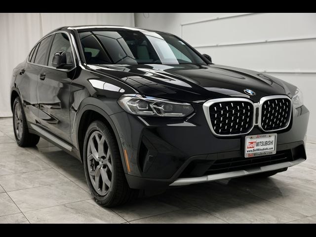 2024 BMW X4 xDrive30i