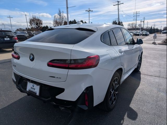 2024 BMW X4 xDrive30i