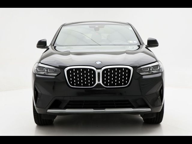 2024 BMW X4 xDrive30i