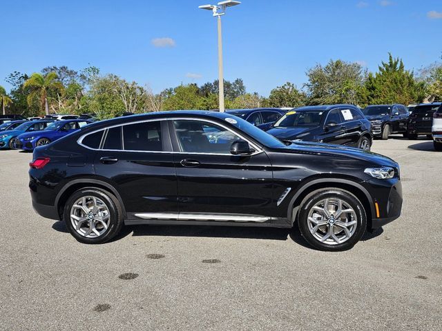 2024 BMW X4 xDrive30i