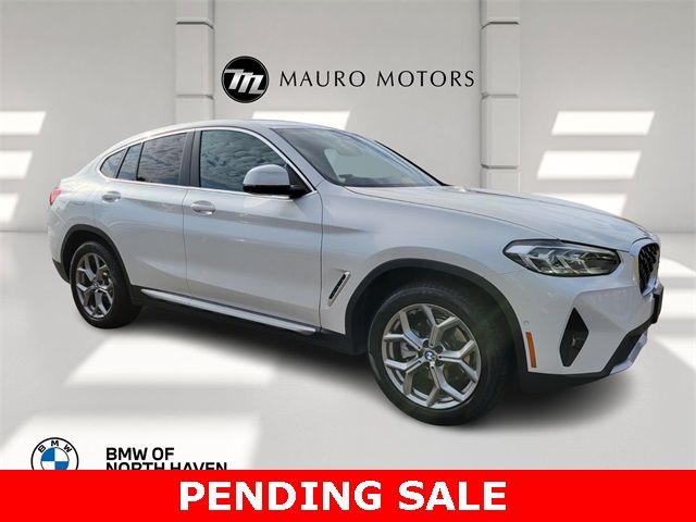 2024 BMW X4 xDrive30i