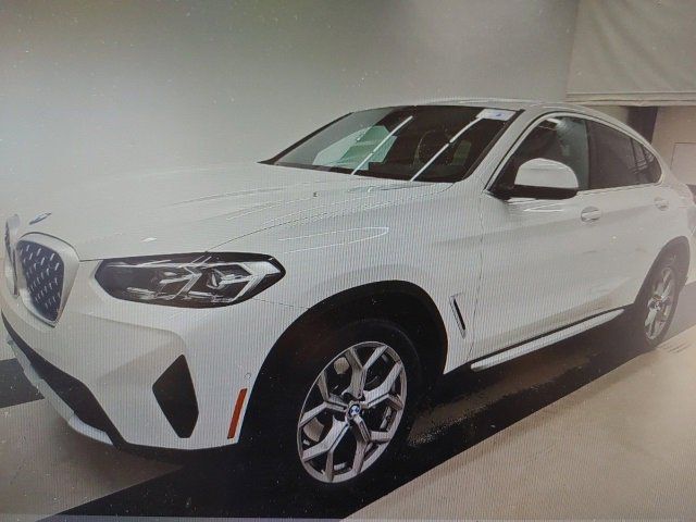 2024 BMW X4 xDrive30i