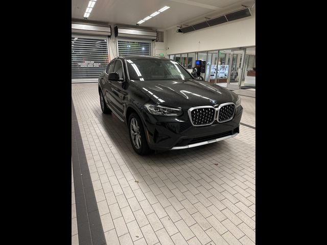 2024 BMW X4 xDrive30i