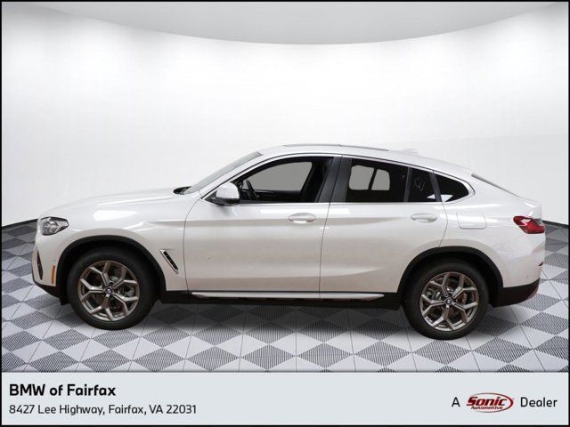 2024 BMW X4 xDrive30i