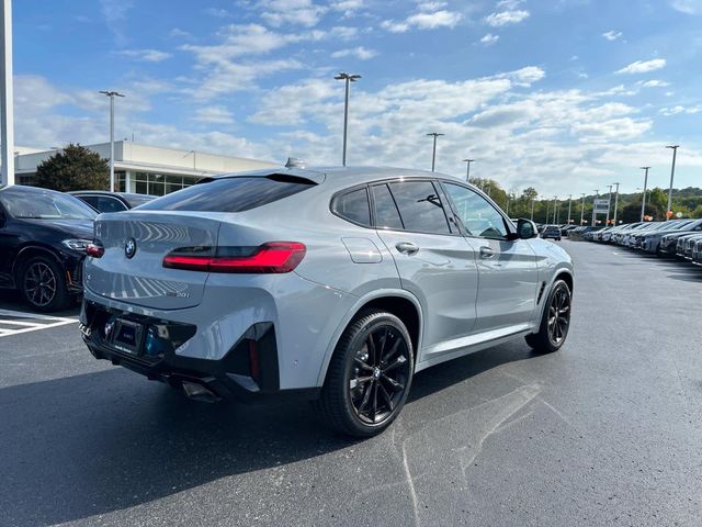 2024 BMW X4 xDrive30i