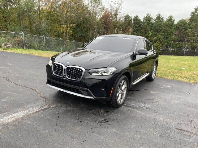 2024 BMW X4 xDrive30i