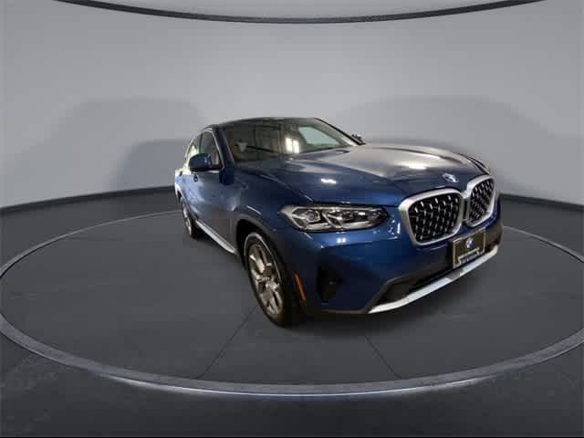 2024 BMW X4 xDrive30i