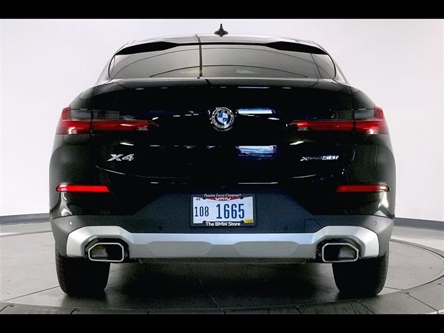 2024 BMW X4 xDrive30i