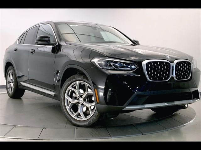 2024 BMW X4 xDrive30i