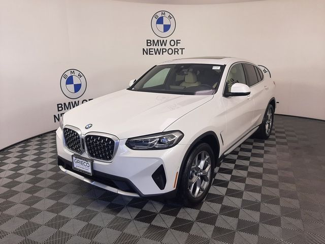 2024 BMW X4 xDrive30i