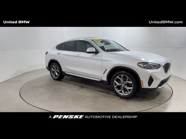 2024 BMW X4 xDrive30i