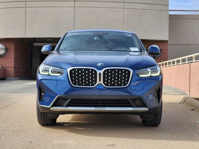 2024 BMW X4 xDrive30i