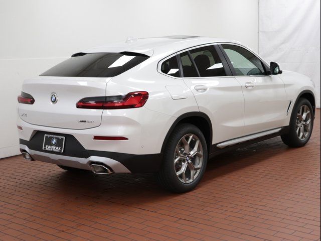 2024 BMW X4 xDrive30i