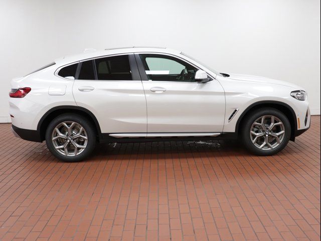 2024 BMW X4 xDrive30i