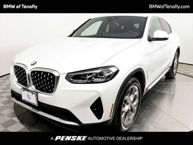 2024 BMW X4 xDrive30i