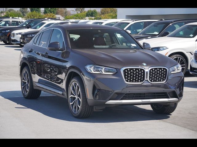 2024 BMW X4 xDrive30i