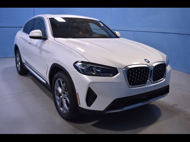 2024 BMW X4 xDrive30i