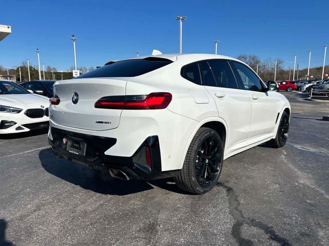 2024 BMW X4 xDrive30i