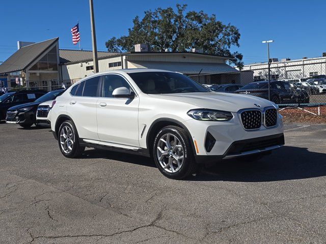 2024 BMW X4 xDrive30i