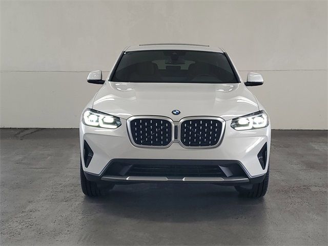 2024 BMW X4 xDrive30i