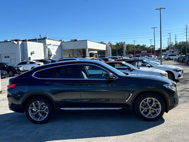 2024 BMW X4 xDrive30i