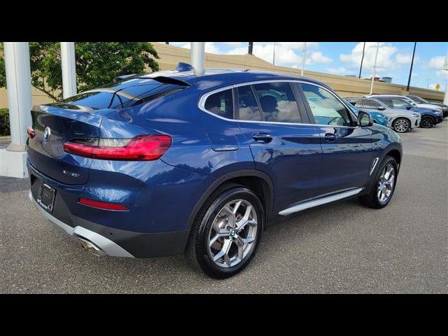 2024 BMW X4 xDrive30i