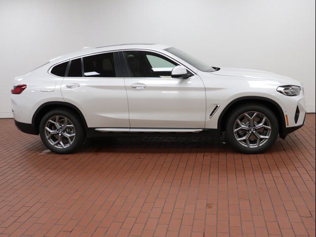 2024 BMW X4 xDrive30i