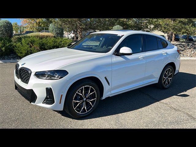 2024 BMW X4 xDrive30i