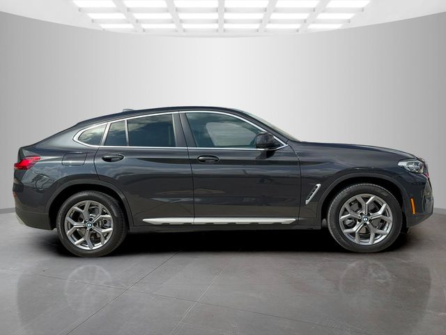 2024 BMW X4 xDrive30i