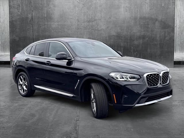 2024 BMW X4 xDrive30i