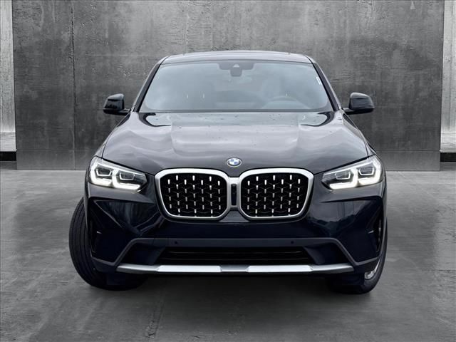 2024 BMW X4 xDrive30i