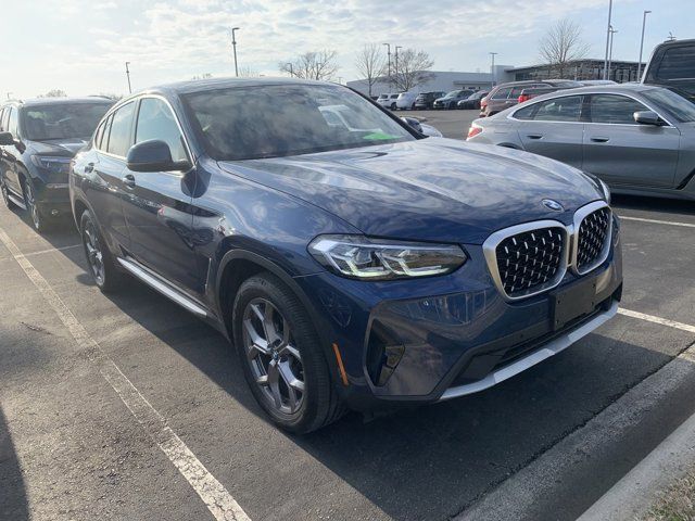 2024 BMW X4 xDrive30i