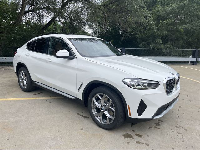 2024 BMW X4 xDrive30i