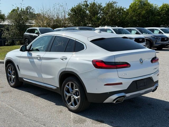 2024 BMW X4 xDrive30i