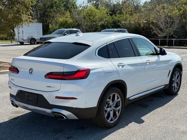 2024 BMW X4 xDrive30i