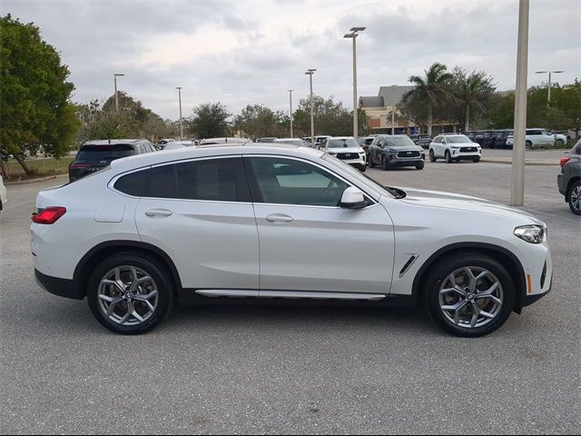 2024 BMW X4 xDrive30i