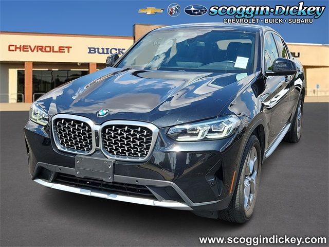 2024 BMW X4 xDrive30i