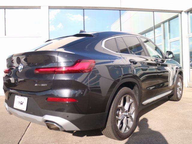 2024 BMW X4 xDrive30i