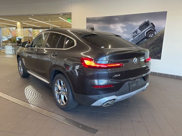 2024 BMW X4 xDrive30i