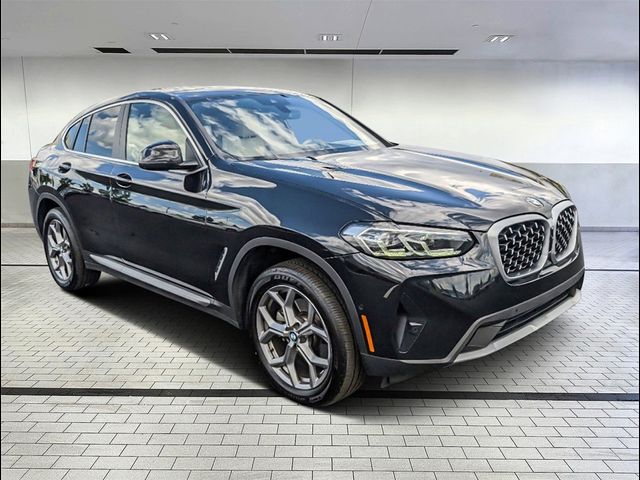 2024 BMW X4 xDrive30i