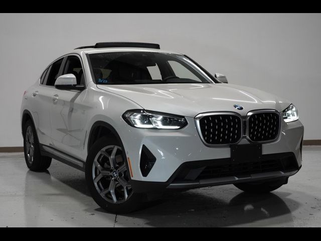 2024 BMW X4 xDrive30i