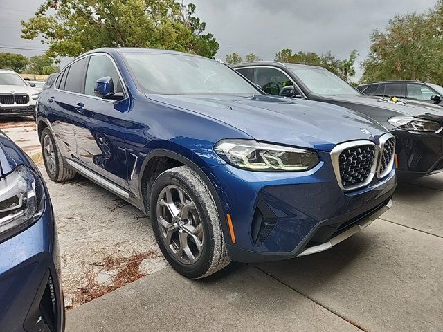 2024 BMW X4 xDrive30i