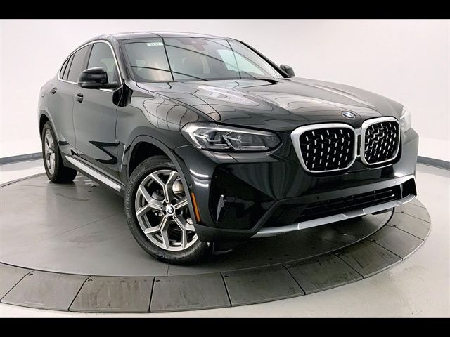 2024 BMW X4 xDrive30i