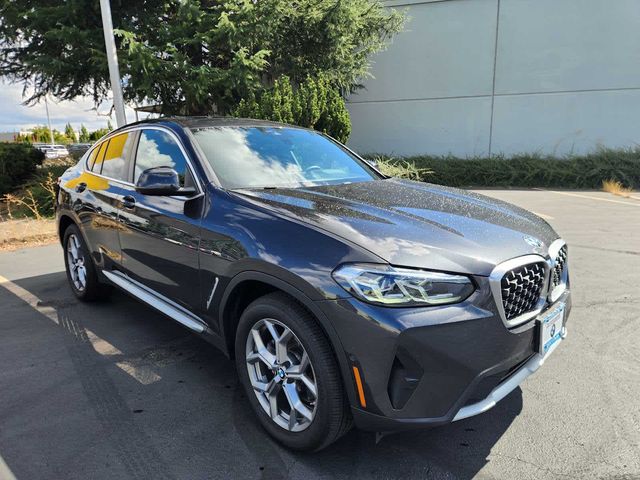 2024 BMW X4 xDrive30i