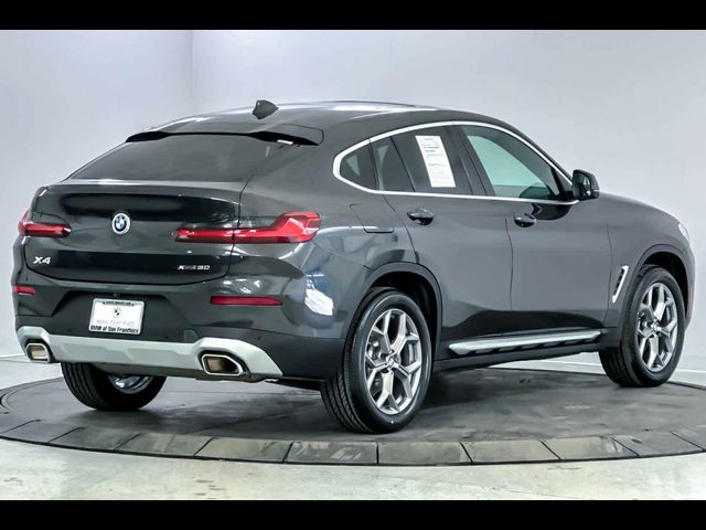 2024 BMW X4 xDrive30i