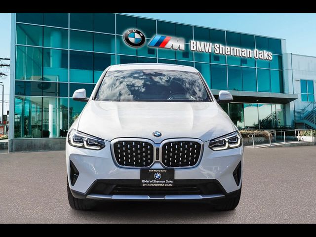 2024 BMW X4 xDrive30i