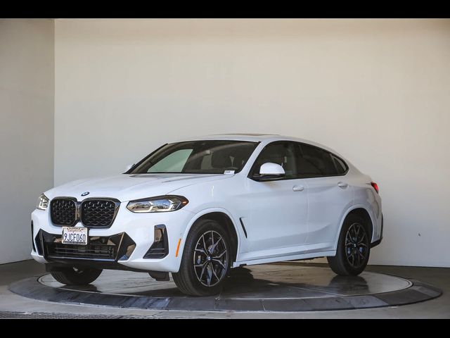 2024 BMW X4 xDrive30i