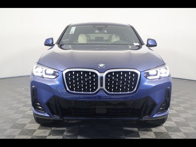 2024 BMW X4 xDrive30i